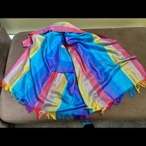 NWOT Women’s Unisex Multi-Color Lightweight Wrap Shawl Pashmina Scarf (One Size)